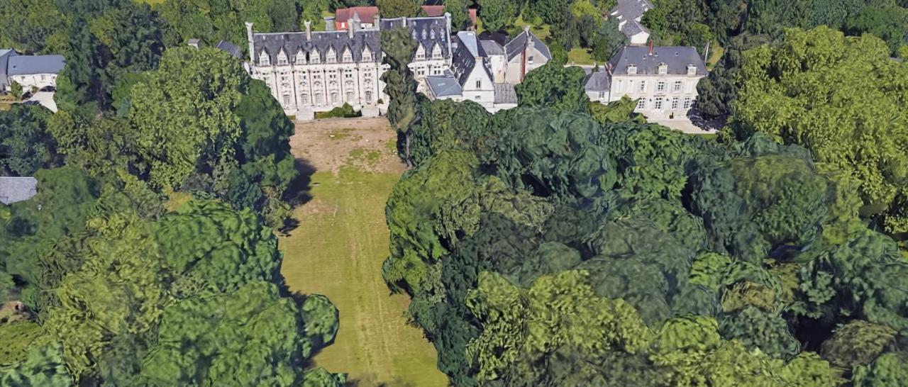 Charmant Studio Au Calme Tout Confort Dans Chateau Neo Gothique Proche Zenith Comet Orleans Parking Voiture Gratuit Wifi Haut Debit Rue Des Montees Εξωτερικό φωτογραφία